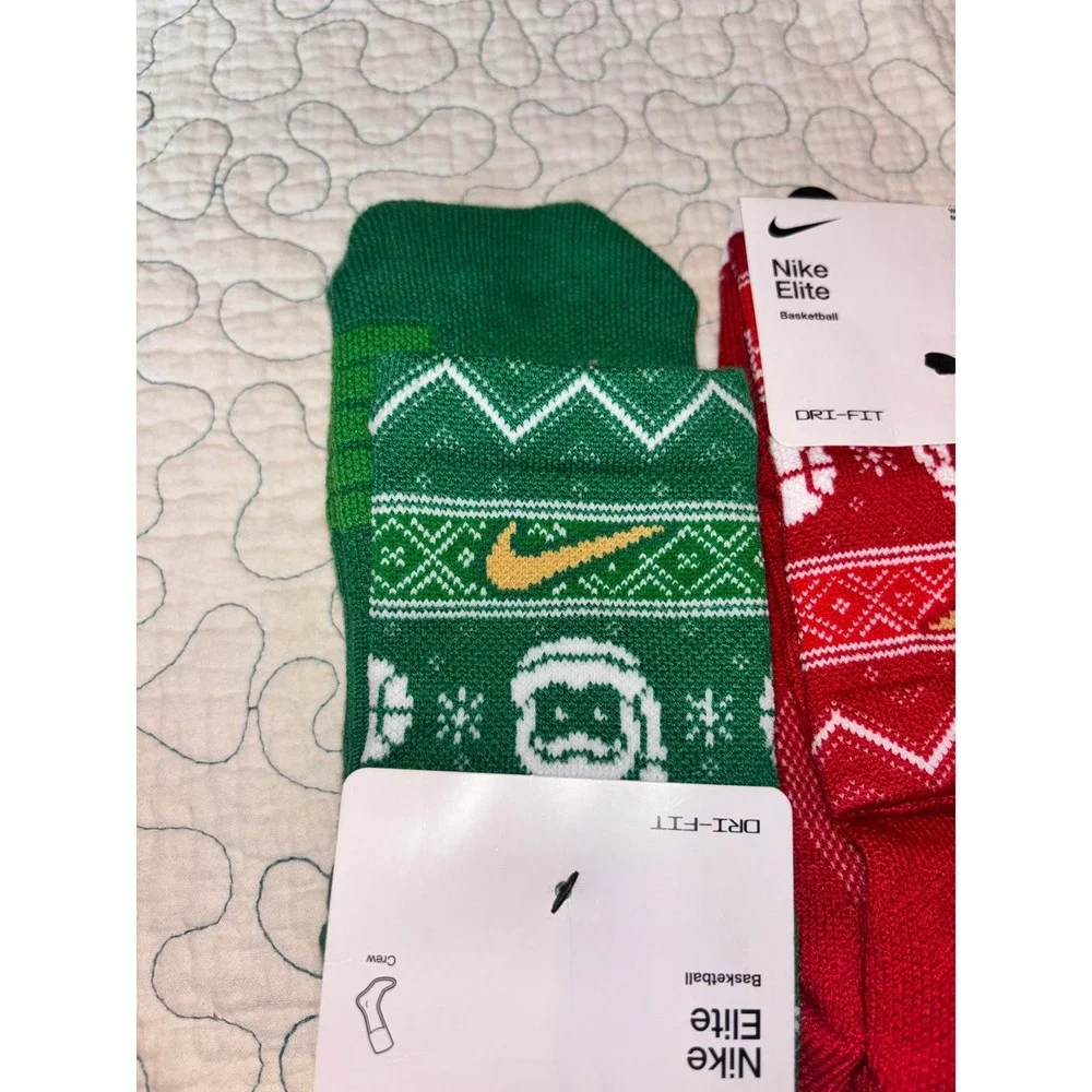 Nike Elite Basketball Dri-FIT Crew Socks Holiday Christmas Santa Youth 5Y-7Y